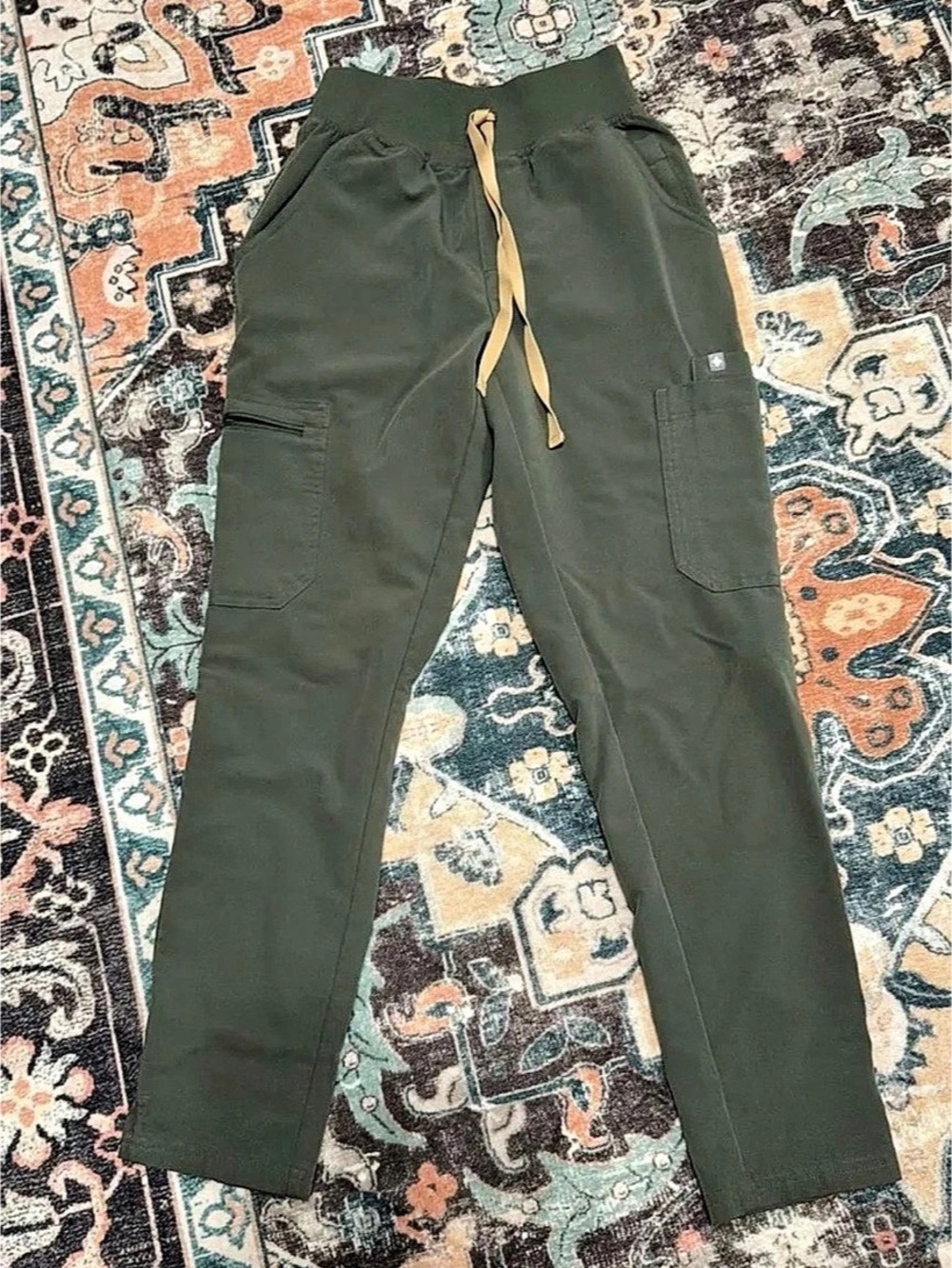 FIGS Yola Skinny Scrub Pants